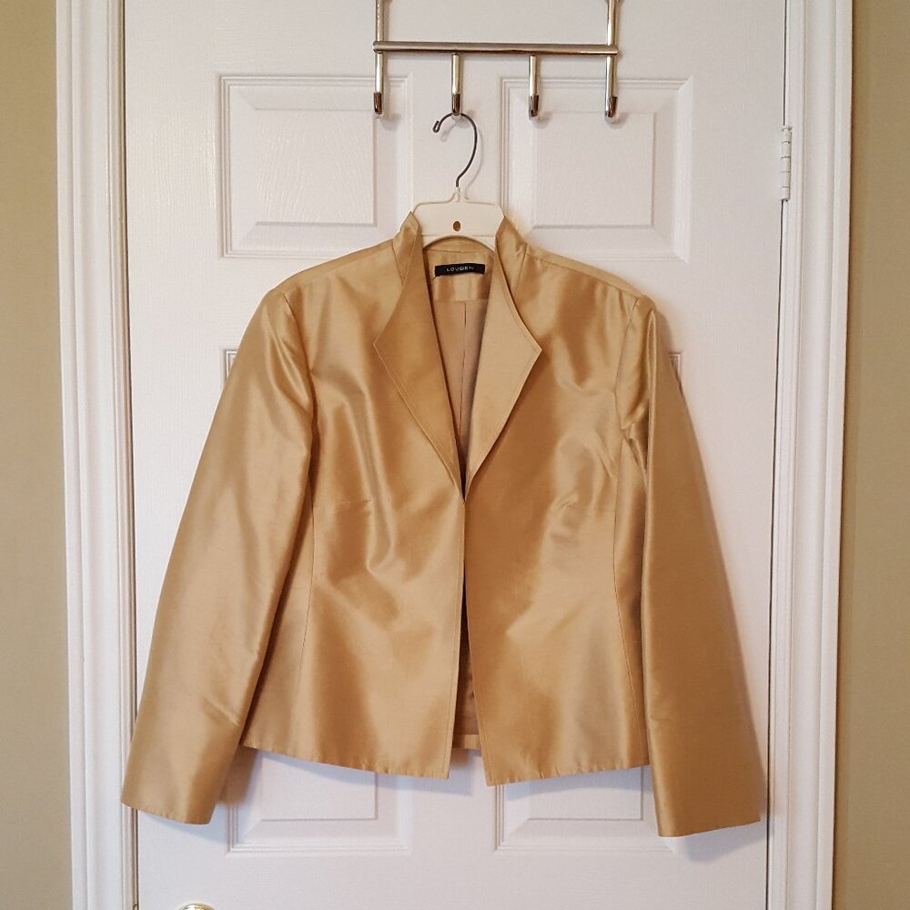 Louben Woman's Silk Jacket ~ Pale.Gold ~ Size Large~ Very flattering! ~ EUC ~